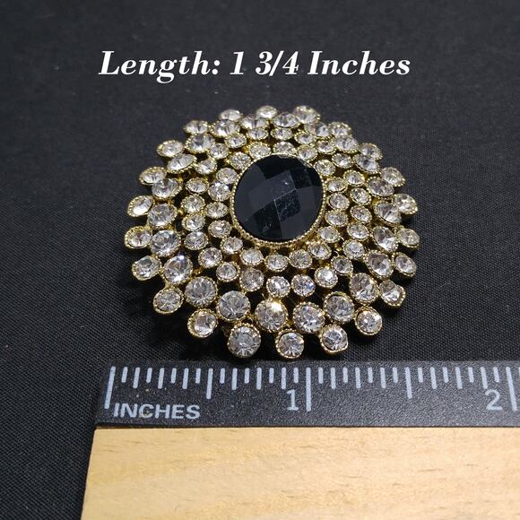 Monet Clear Black Rhinestone Oval Brooch, Gold Plated, 1980s Vintage Jewelry - Picture 8 of 10